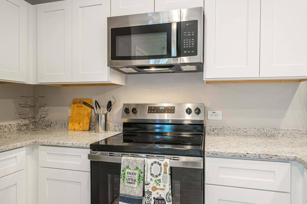 Gorgeous, Brand New 3 Bedrooms Home- Built 2024, Near Seaworld & Lackland Afb San Antonio Esterno foto