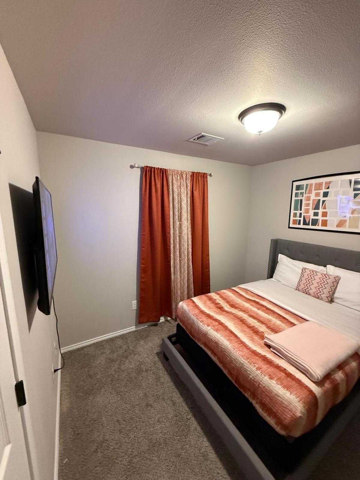 Gorgeous, Brand New 3 Bedrooms Home- Built 2024, Near Seaworld & Lackland Afb San Antonio Esterno foto