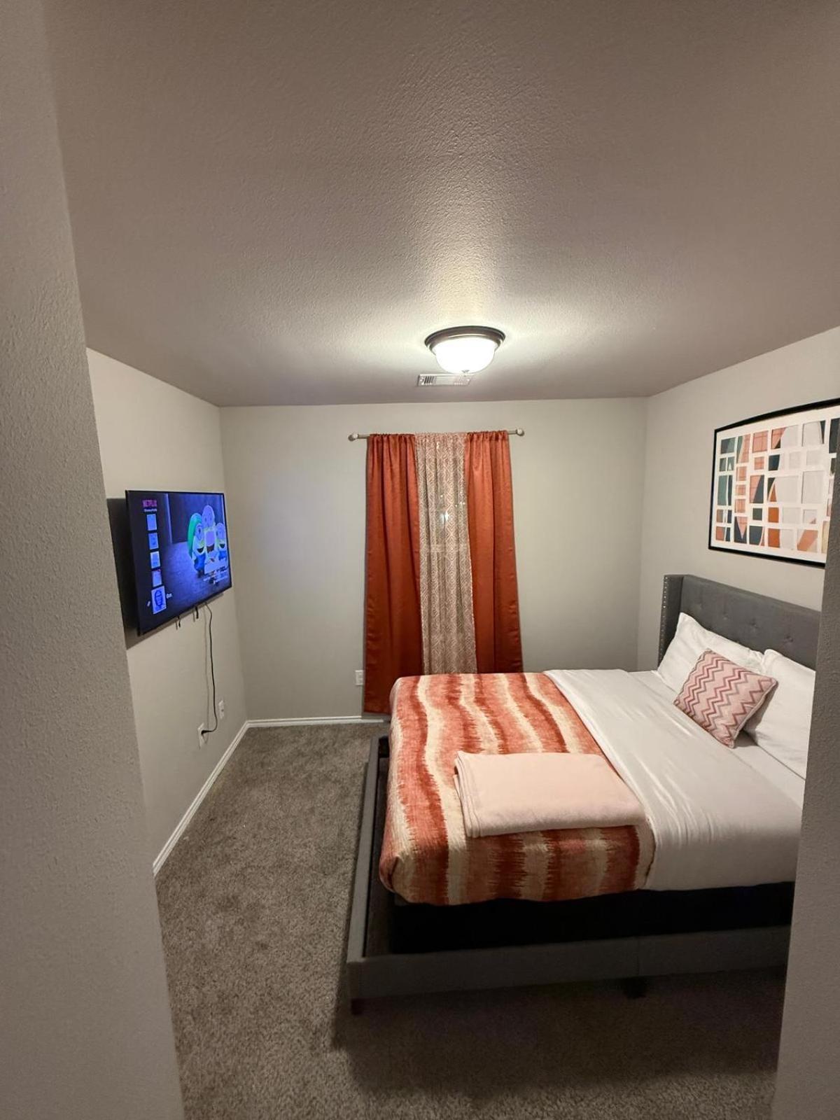 Gorgeous, Brand New 3 Bedrooms Home- Built 2024, Near Seaworld & Lackland Afb San Antonio Esterno foto